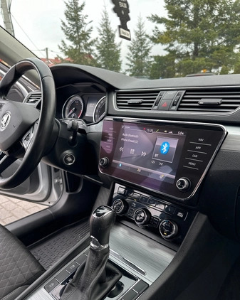 Skoda Superb cena 74900 przebieg: 237000, rok produkcji 2020 z Słupsk małe 529